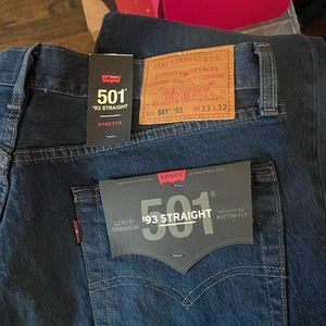 NWT Levi’s 93 Straight jeans 33 x 32